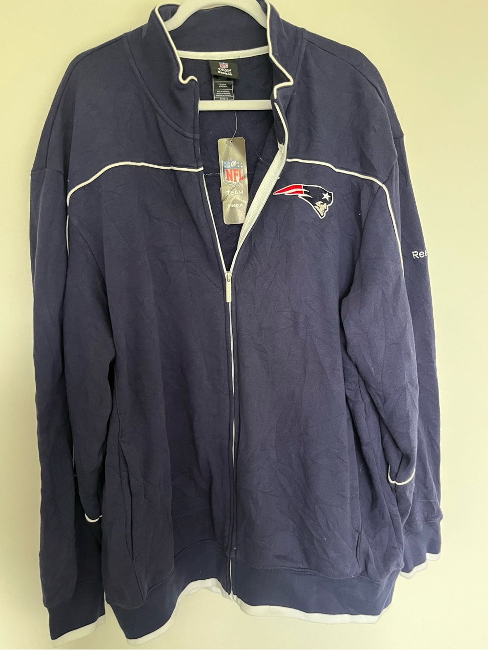Reebok New England Patriots Navy Full-Zip Jacket XL on tag, but fits like 2XL